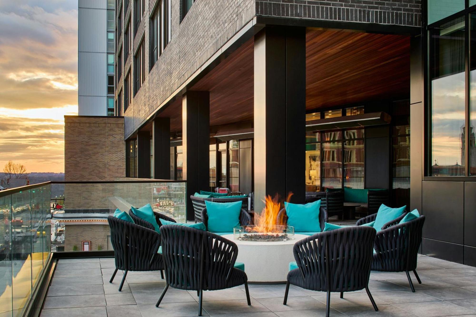 Hotel Celare, Cincinnati Midtown, A Tribute Portfolio Hotel Eksteriør bilde